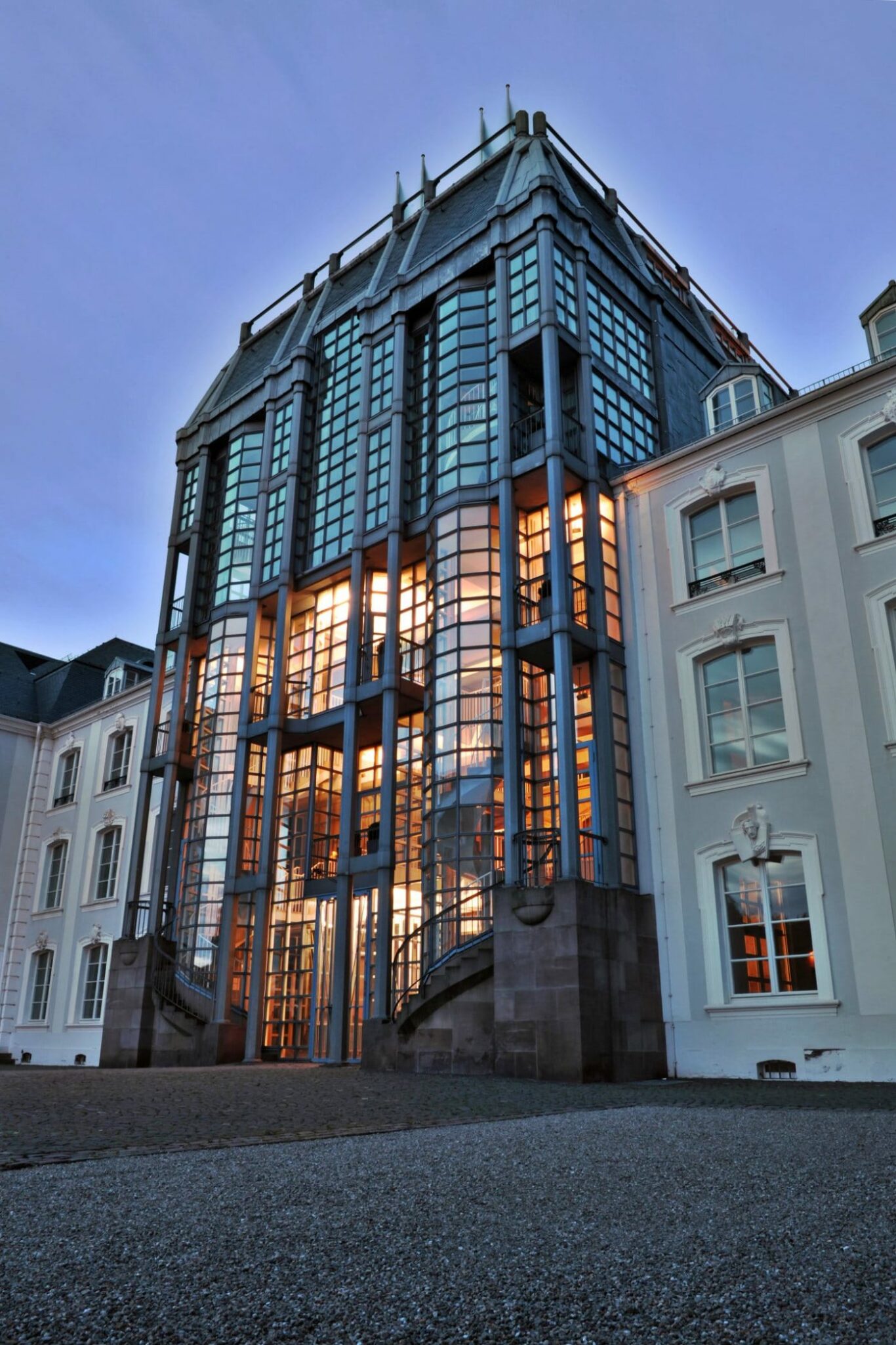 Mittelbau SchlBöhmischer Mittelbau Schloss Saarbrückenoss Böhm