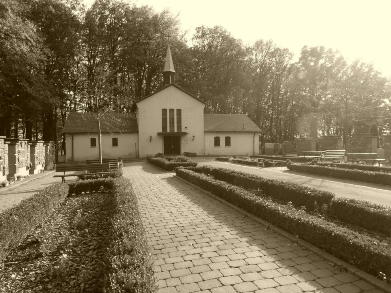 Einsegnungshalle Friedhof Friedrichsthal