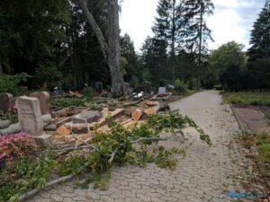Sturmschäden am Friedhof Friedrichsthal