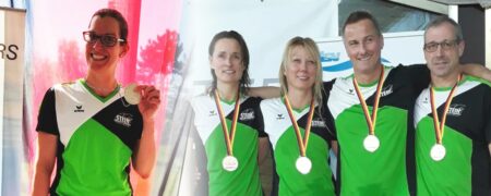 Links: Kathrin Donnevert, rechts Dr. Beate Kern und der Rest des Schwimmteams | Bild: SV Friedrichsthal / Donnevert