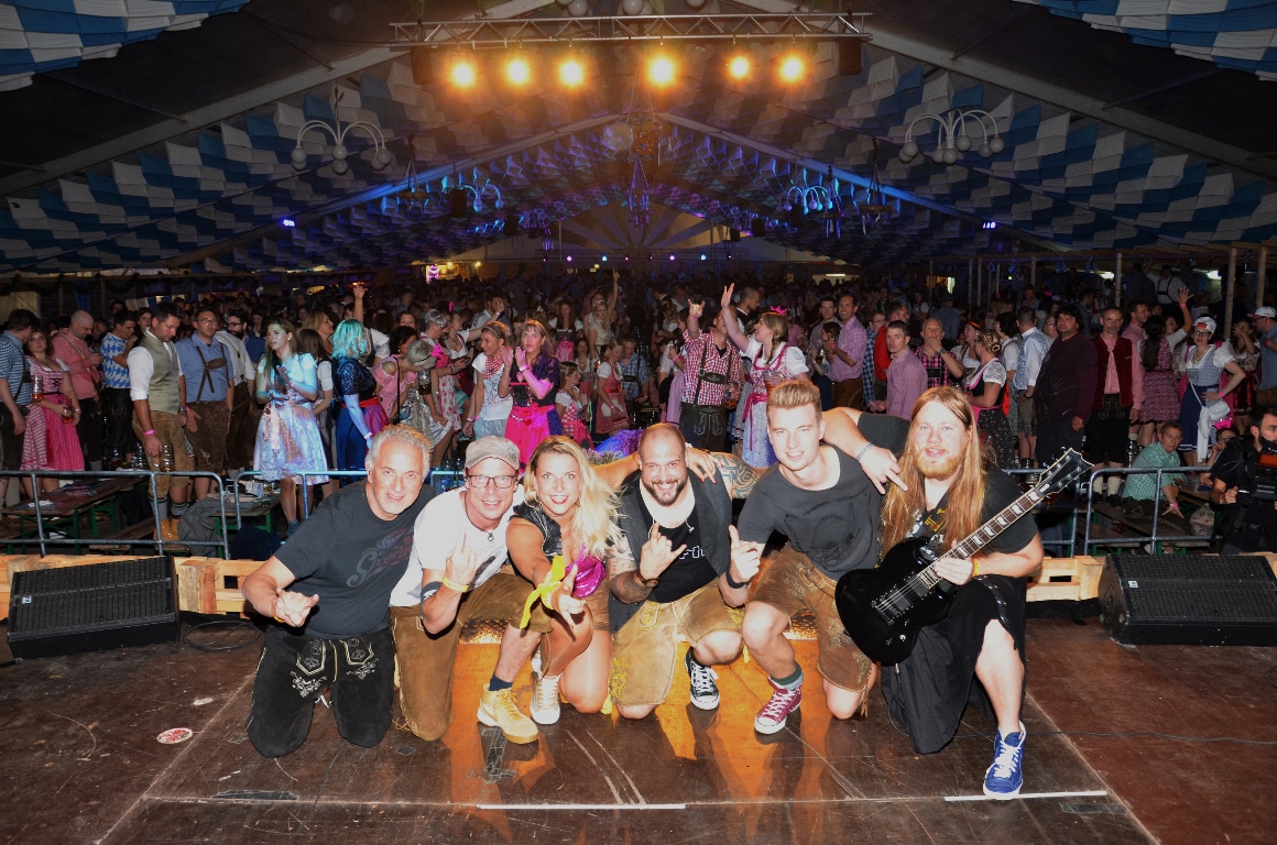 Die Wasenrocker beim Merchweiler Oktoberfest