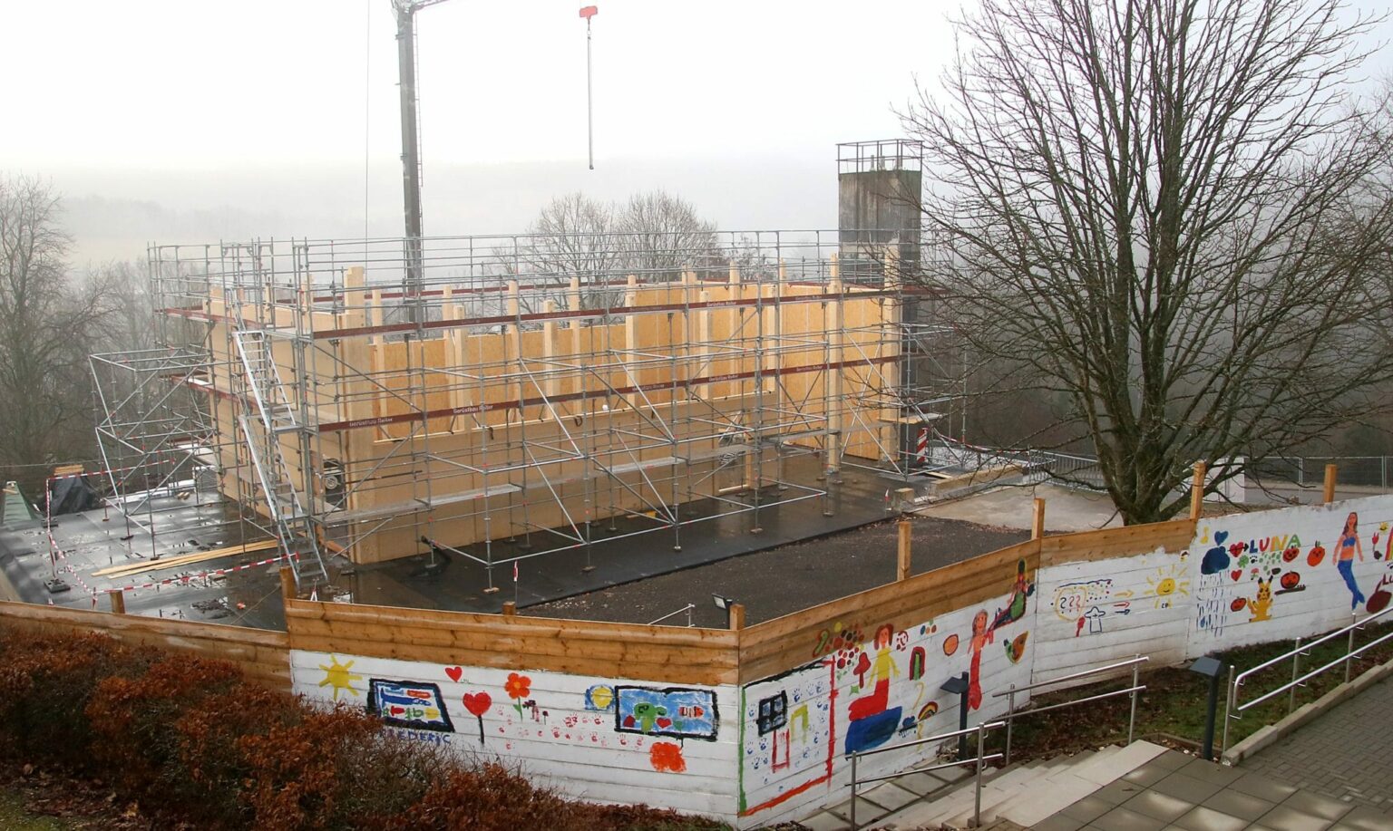 Der Neubau schreitet voran | Bild: St. Wendel / Josef Bonenberger