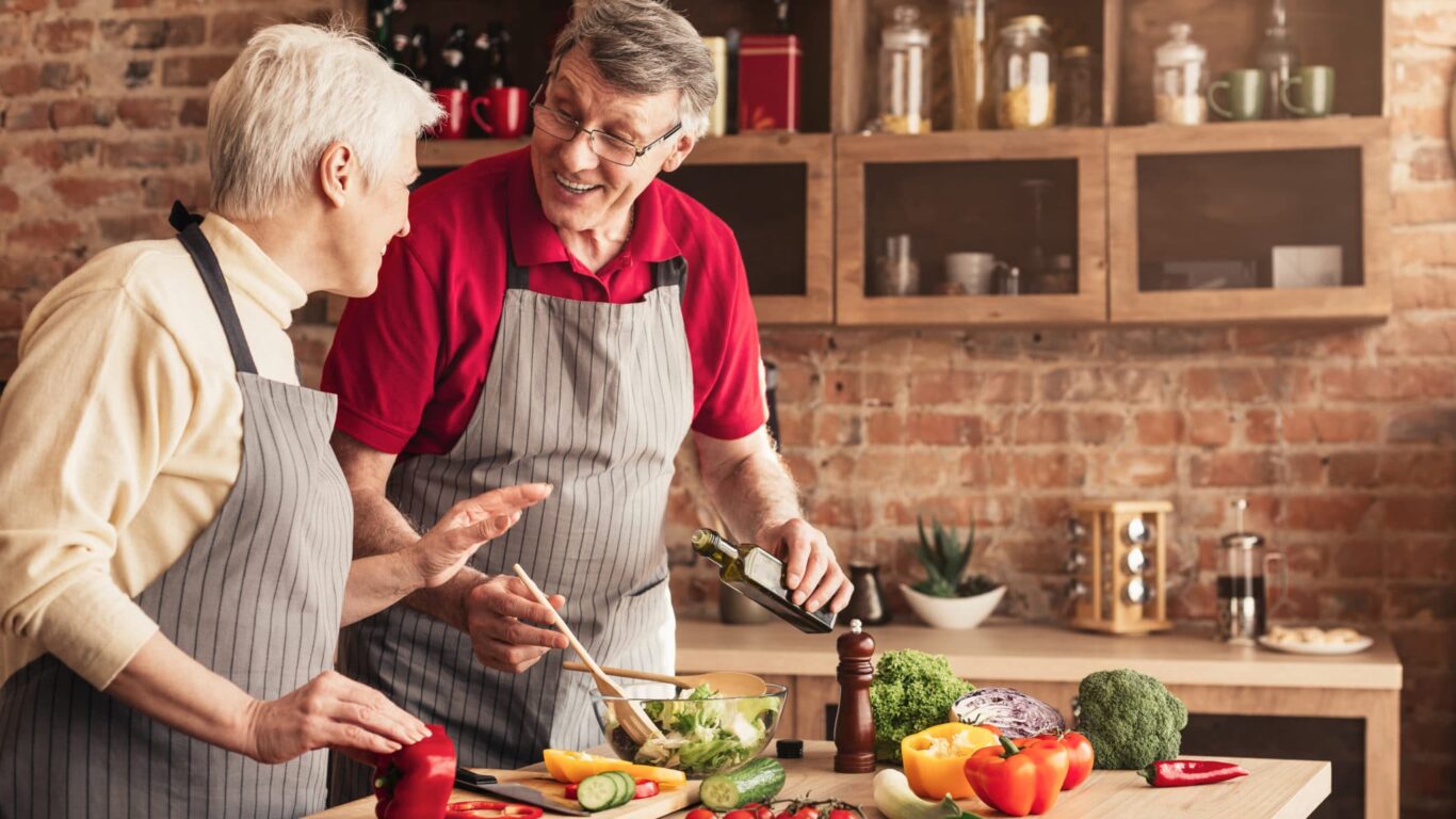 Mangelernährung im Alter - gemeinam Kochen beugt vor