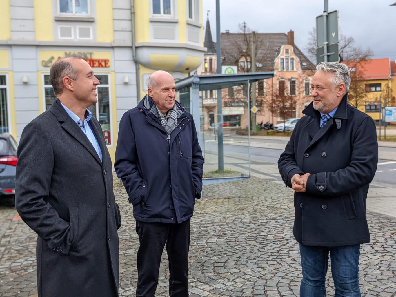 Michael Dewald, Peter Wagner und Bürgermeister Jung