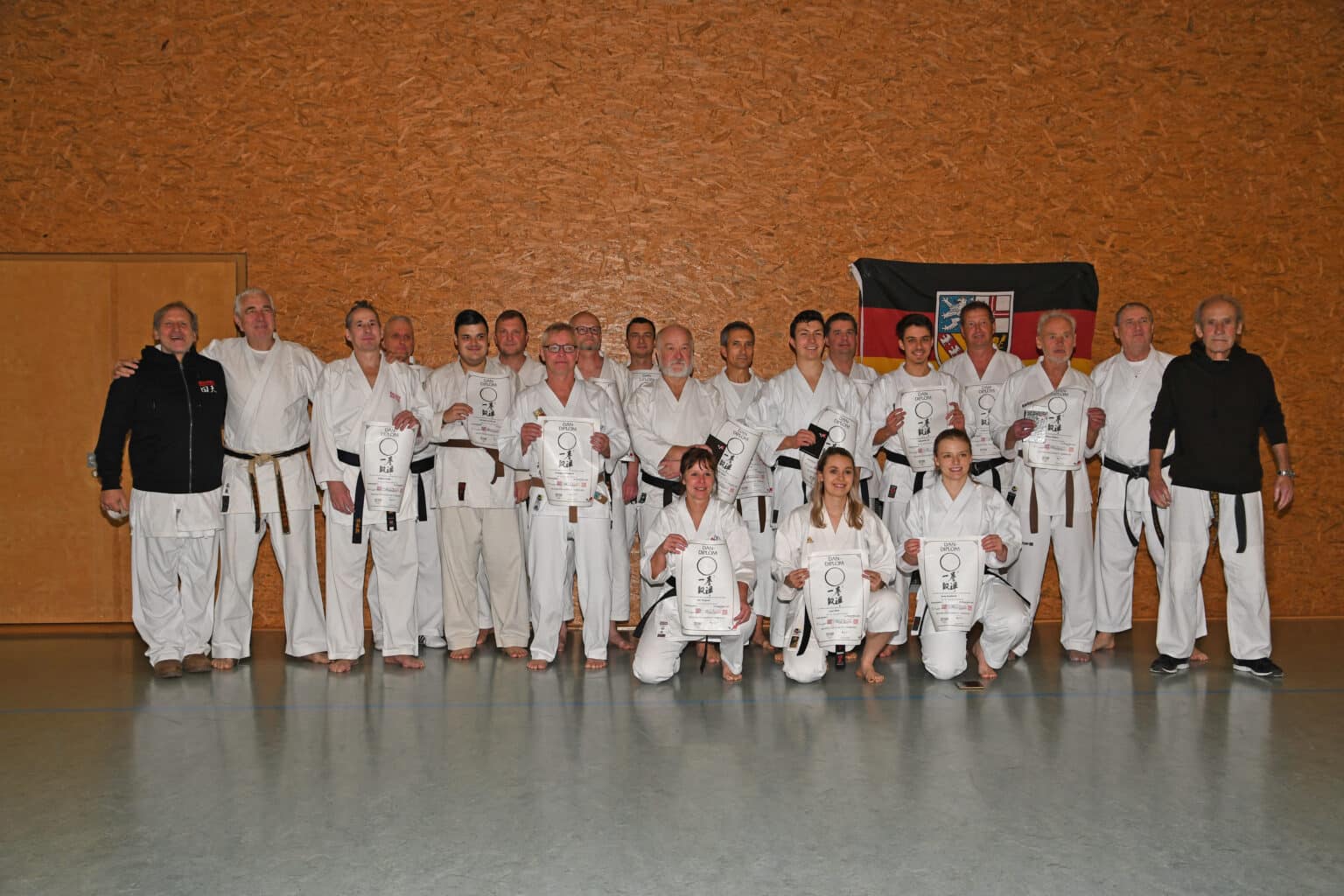 Die erfolgreichen Sportlerinnen und Sportler | Bild: Karateclub ASAHI