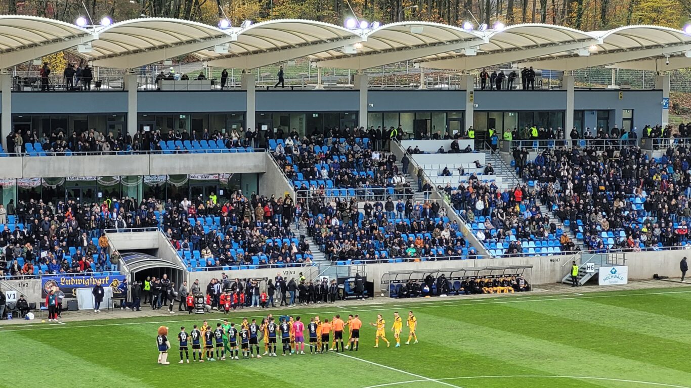 1. FC Saarbrücken - Dynamo Dresden 19.11.2023