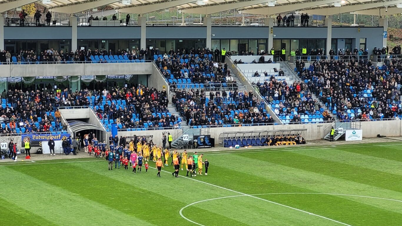 1. FC Saarbrücken - Dynamo Dresden 19.11.2023