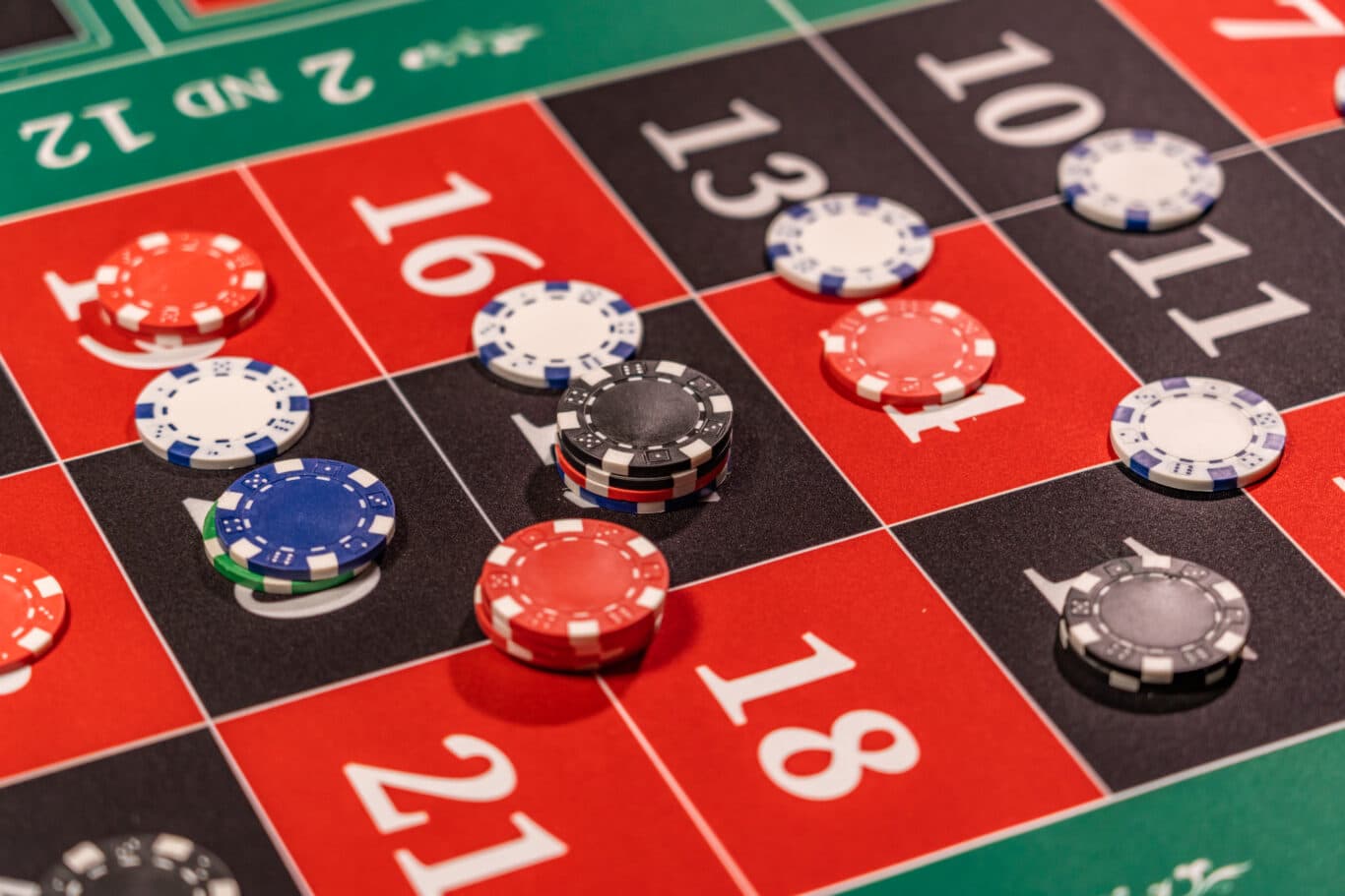 roulette table at the casino 2021 08 31 09 44 05 utc