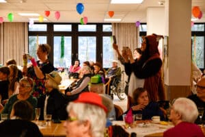 Mit Spaß, Musik und Tanz das Haus auf den Kopf gestellt AWO Sulzbach Fasching 11