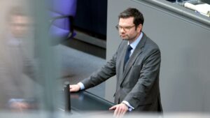 Buschmann will Wirtschaft bei Bürokratie noch stärker entlasten dts image 30126 dtadefbtak 3432 1920 1080
